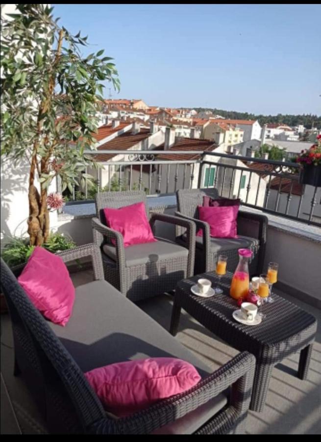 Апартаменты Apartman Paula Макарска Экстерьер фото